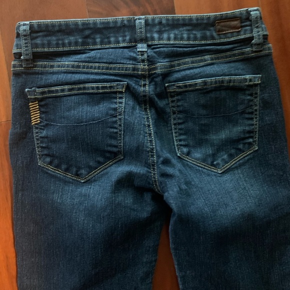 “Skyline” Skinny Jeans in “Carson” Wash  { Paige } - Picture 5 of 10